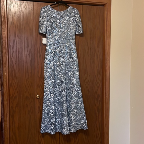 Xscape women’s formal wear - Picture 5 of 7